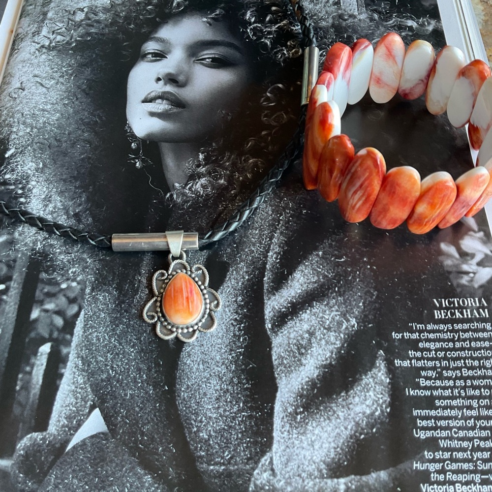 Elegant Native AMERICAN Made SPINY OYSTER pendant - Picture 5 of 7